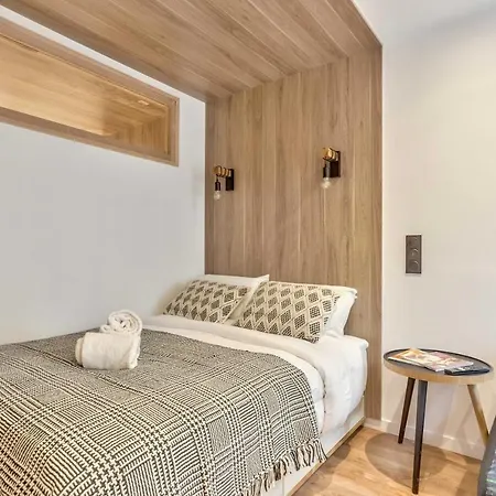 103 - Urban Grands Boulevards * Parijs